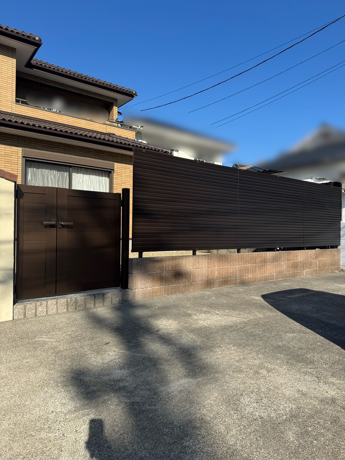 施工完了　目隠しフェンス・門扉